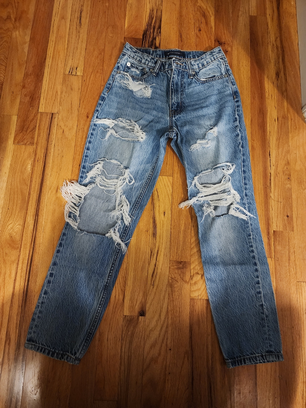 Classic Ripped Women’s Jeans - Blue Distressed Denim